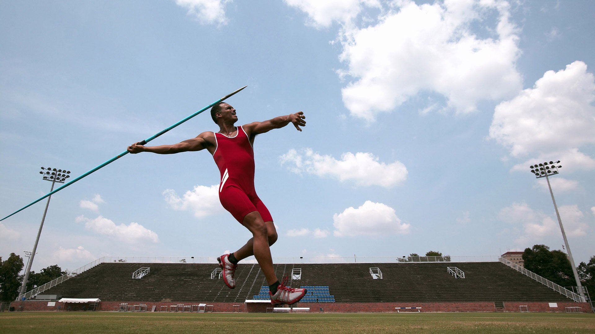 _周末狂欢:家庭参与的趣味网球活动_,网球趣味活动项目