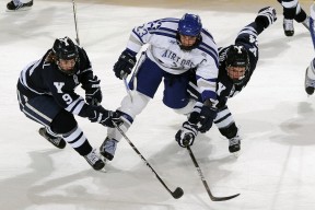 穿越火线 赛季末比赛竞争白热化，穿越火线排位竞赛