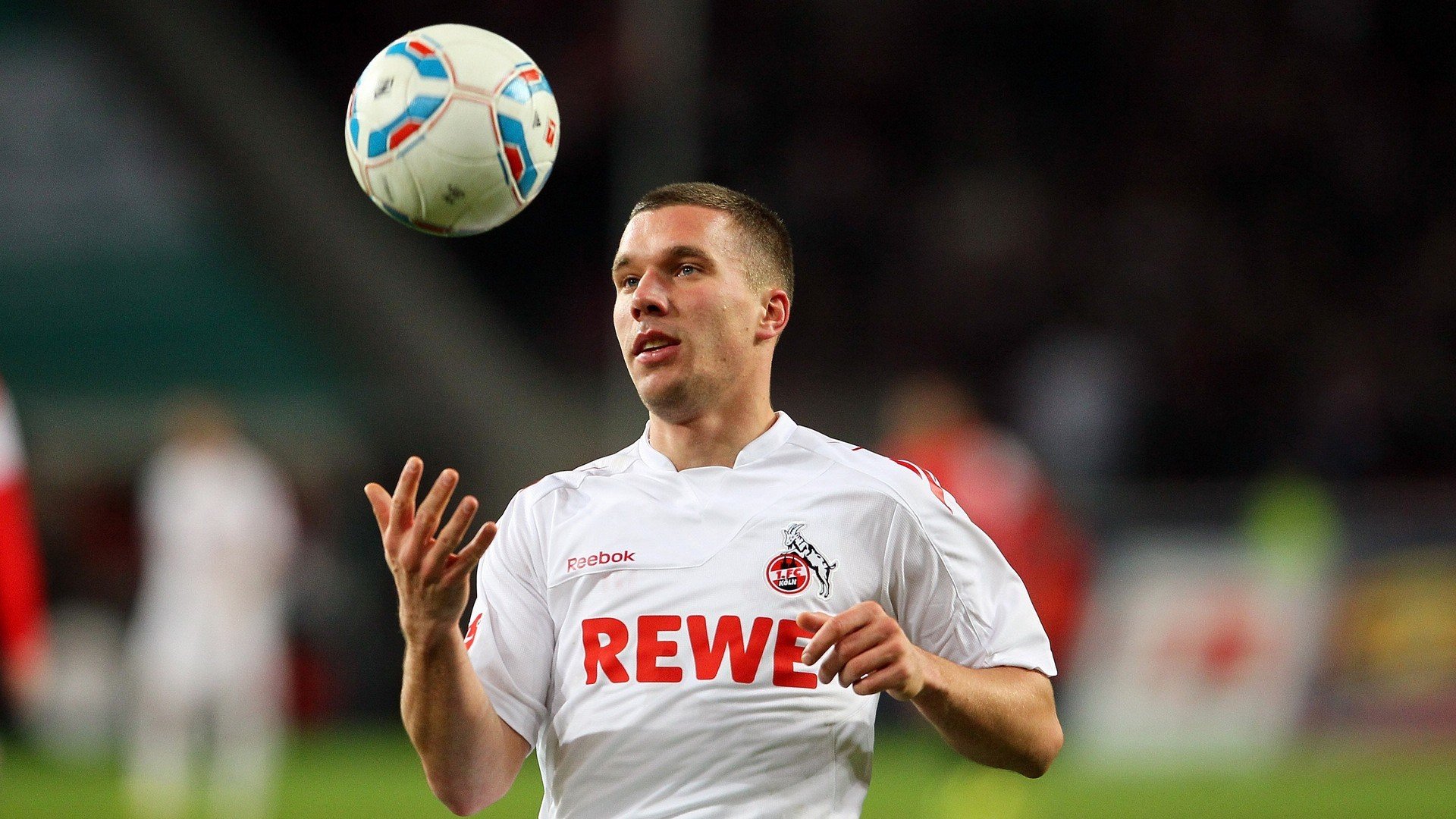 未来联盟：沉浸式虚拟比赛塑造新娱乐生态，未来lol